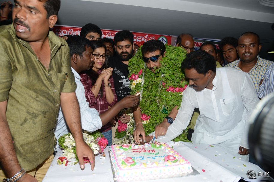 Guntur-Talkies-Movie-Team-at-Sapthagiri-Theater